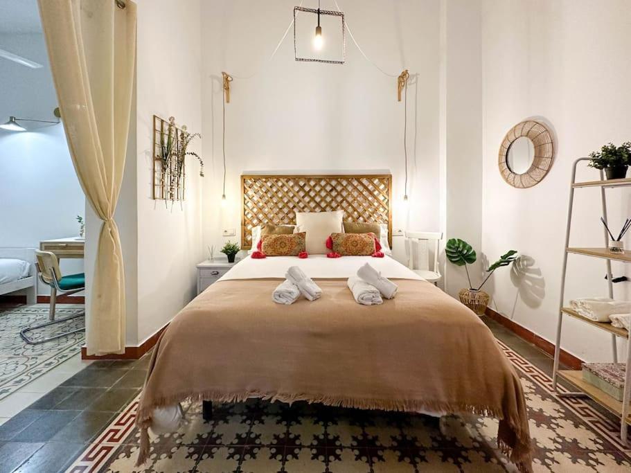 Apartament Aires Bohemios En Pleno Centro. Alacant